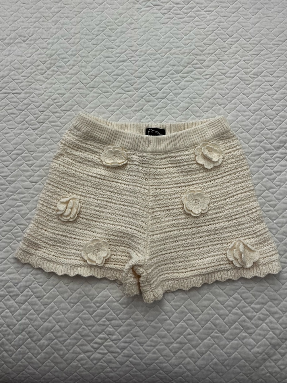 art class Cream Knit Floral Appliqué Girls' Shorts